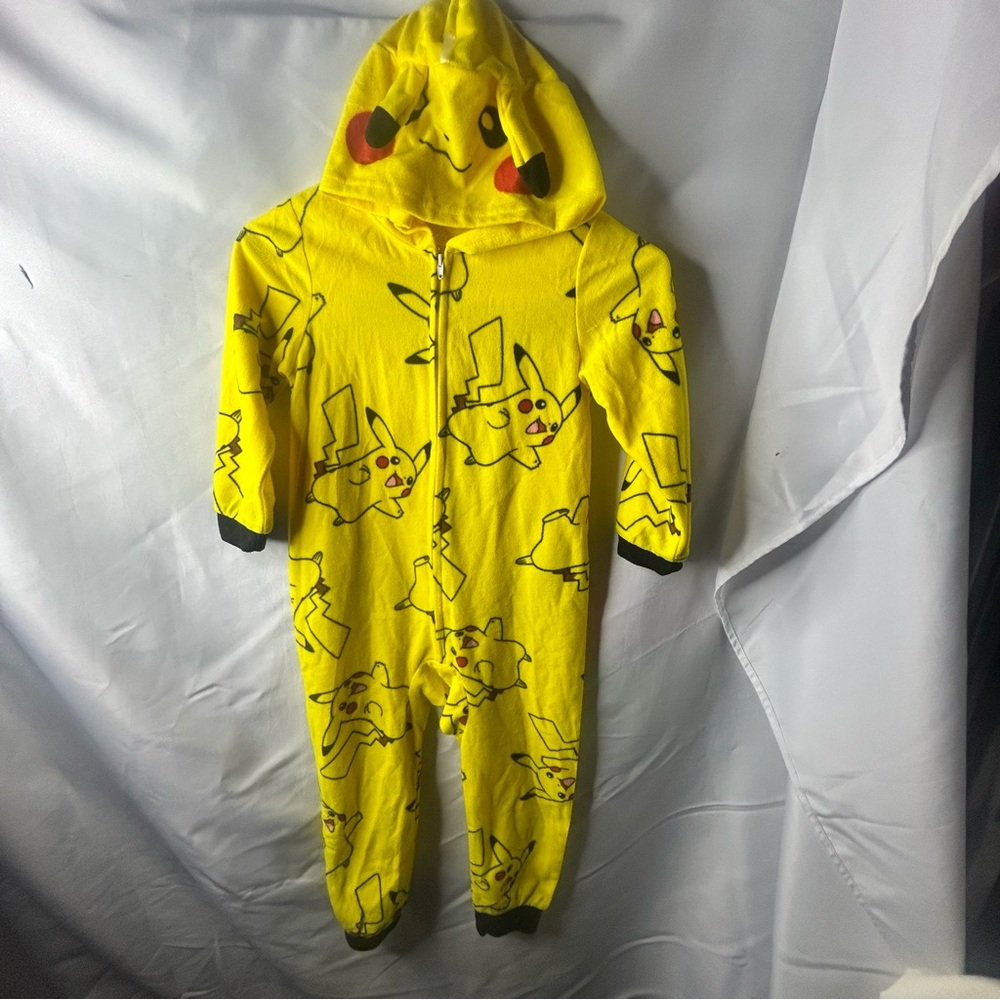 Pokemon Pikachu Yellow Kids Footie